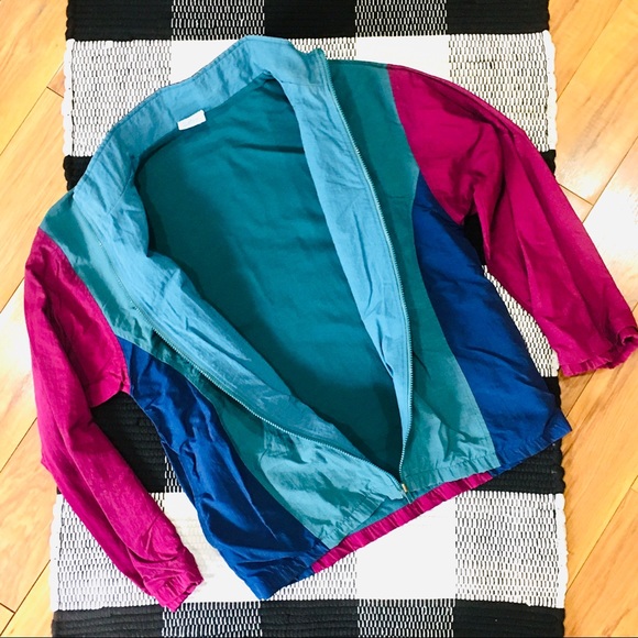 Vintage windbreaker jacket coat 90’s style - super trendy -size small me… - Picture 1 of 4